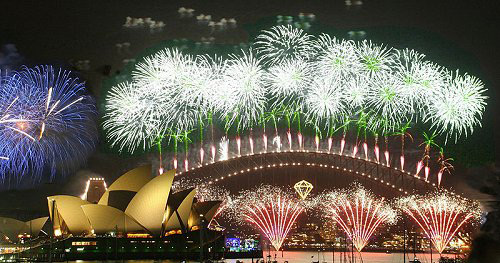 http://hongkiat.s3.amazonaws.com/fireworks/OperaSydney-Fuegos2006-342289398.jpg.jpg